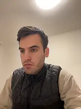 dino2603 online show from November 4, 2025, 6:07 pm