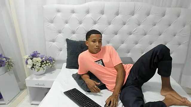 keiner vasquez online show from September 13, 2025, 7:13 pm
