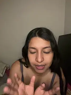  Chloe Smith online show from March 19, 2026, 2:37 am