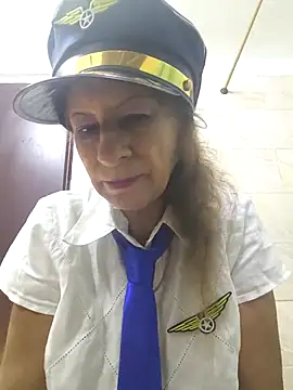 MaryLunne online show from March 17, 2026, 12:19 pm