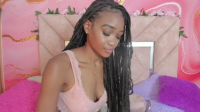 Taylor oriana  online show from October 22, 2025, 11:10 am