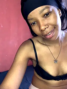 Snapshot of Pretty_Beauty chatting on October 1, 2025, 9:59 am Pretty Beauty online show from October 1, 2025, 9:59 am