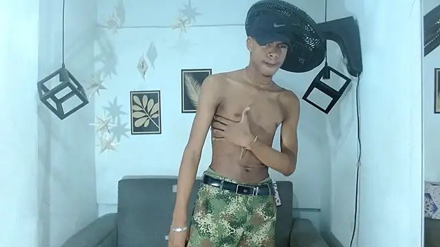 criss zuri online show from September 12, 2025, 11:43 am