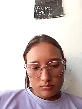 Snapshot of milkchorros chatting on September 15, 2025, 7:58 pm milkchorros online show from September 15, 2025, 7:58 pm