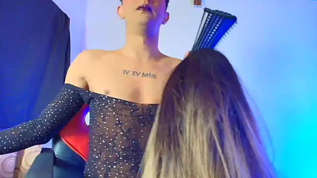 MIA HOT23CM S7S online show from December 20, 2025, 2:29 am