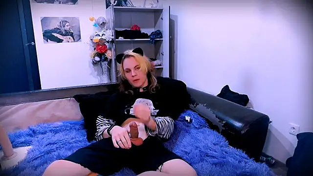 SparkyFerret online show from September 29, 2025, 6:02 pm