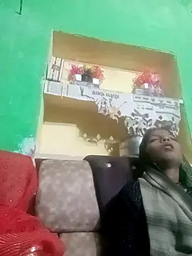 Hema4545 online show from October 10, 2025, 7:13 pm