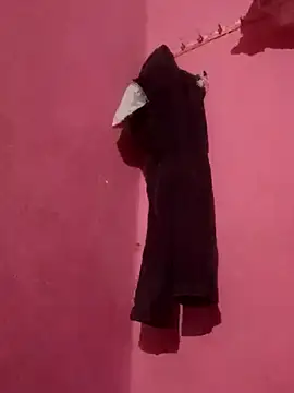 Hema4545 online show from October 13, 2025, 9:37 pm