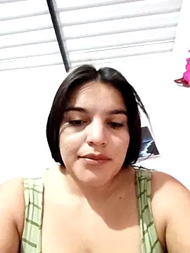 chloe 90 online show from November 8, 2025, 12:00 am