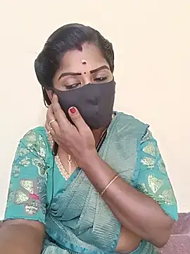 Snapshot of tamilammukuttyy chatting on June 16, 2026, 5:59 pm tamilammukuttyy online show from June 16, 2026, 5:59 pm