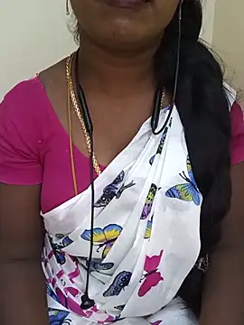 Snapshot of tamilammukuttyy chatting on June 21, 2026, 9:56 am tamilammukuttyy online show from June 21, 2026, 9:56 am