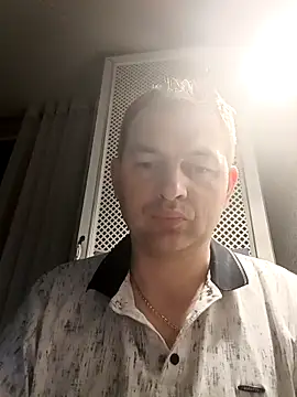 SummerArthur online show from September 16, 2025, 7:04 pm