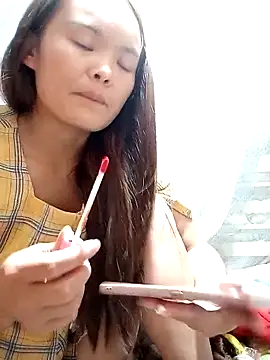 xinhxinhcute online show from November 7, 2025, 8:36 am