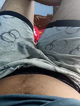 Snapshot of ComicPus chatting on September 9, 2025, 9:09 am ComicPus online show from September 9, 2025, 9:09 am