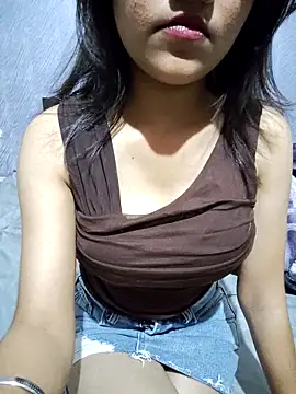 Snapshot of queen_visakha chatting on March 27, 2026, 2:17 pm queen visakha online show from March 27, 2026, 2:17 pm