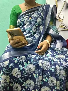 desi boudi87 online show from October 14, 2025, 1:01 pm