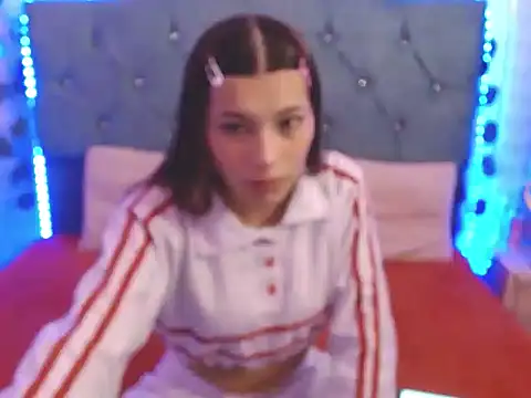 CeelesteBonnett online show from September 26, 2025, 11:47 am