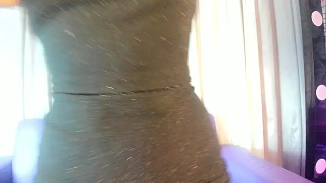 Zairaa Fox online show from October 15, 2025, 7:14 pm