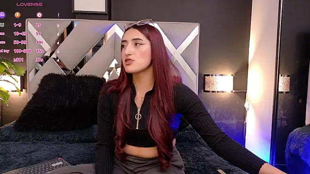 Miia bunny online show from October 3, 2025, 8:50 pm