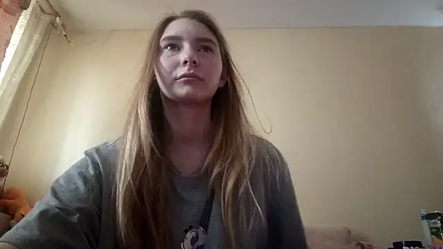 Nymera flare online show from September 30, 2025, 6:07 am