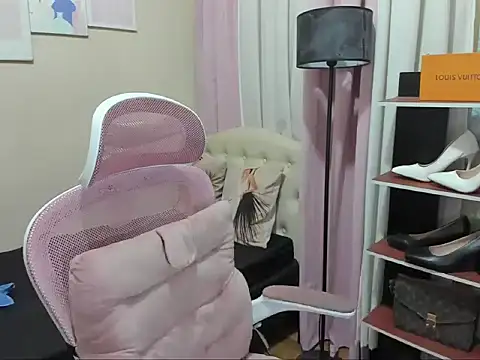 Seductive Margaux online show from October 1, 2025, 6:08 am