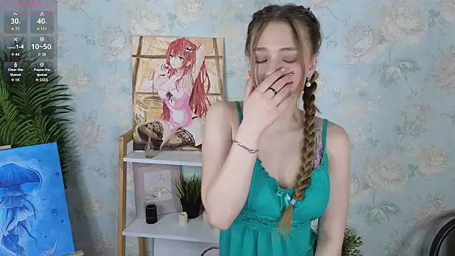 HollieCollelo online show from February 3, 2026, 3:26 am