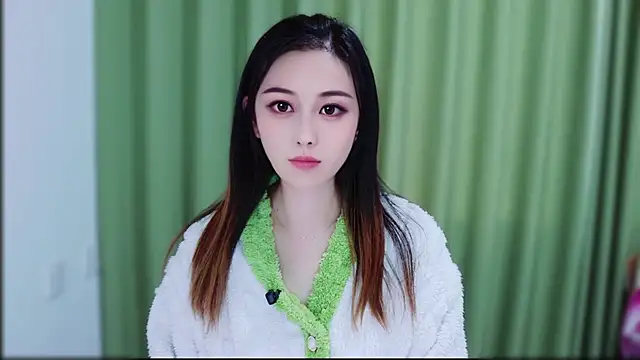 ccboyn 002 online show from October 17, 2025, 8:39 am