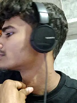 jitendra5834 online show from October 23, 2025, 5:40 am