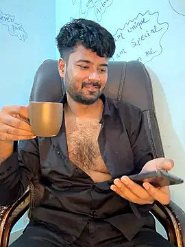 MeekBatgirl online show from October 5, 2025, 7:28 am