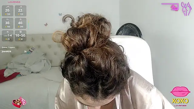 sasha 17  online show from October 23, 2025, 12:43 am