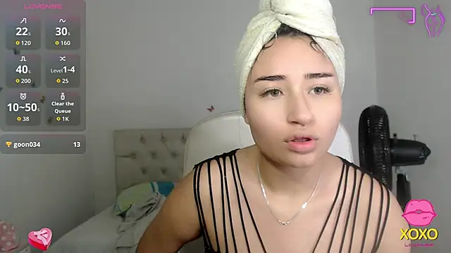 sasha 17  online show from October 27, 2025, 11:58 am