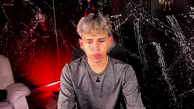 Snapshot of RyderStone_ chatting on November 3, 2025, 4:47 am RyderStone online show from November 3, 2025, 4:47 am