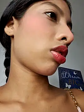 Snapshot of Sol_em chatting on September 23, 2025, 12:41 pm Sol em online show from September 23, 2025, 12:41 pm