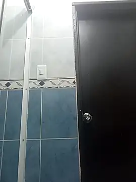 MissDiabla  online show from September 30, 2025, 2:11 pm