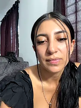 Alice Smith7 online show from September 17, 2025, 7:48 pm