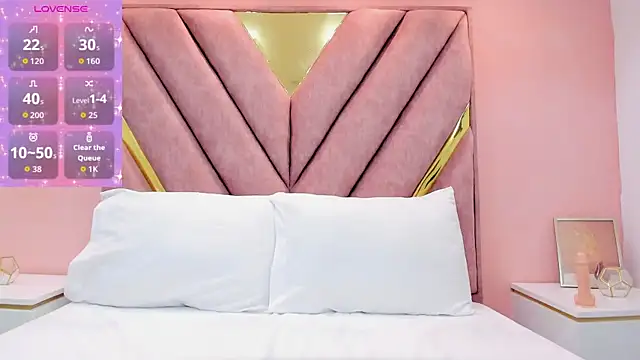 Snapshot of Valery_skinny_ chatting on September 12, 2025, 12:27 pm Valery skinny online show from September 12, 2025, 12:27 pm