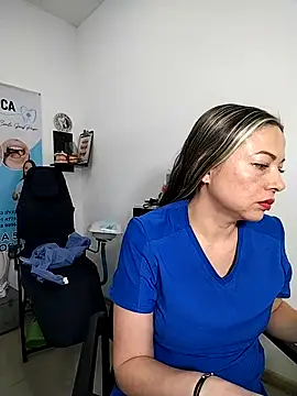 Madisson-04  online show from November 27, 2025, 6:32 pm