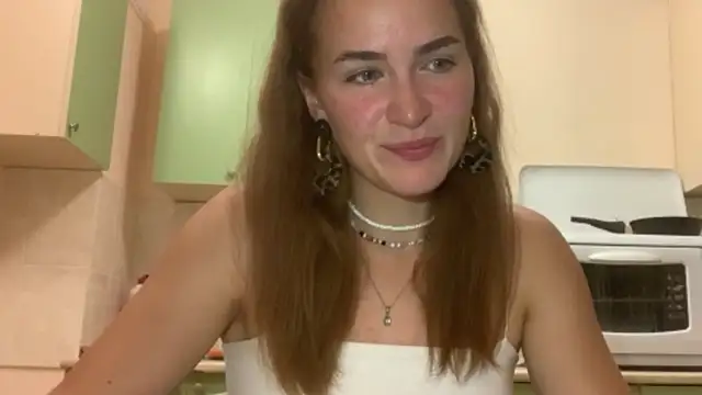 BunnyTiedeman online show from September 10, 2025, 5:57 pm