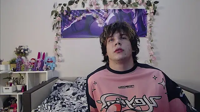 Snapshot of Night_angell69 chatting on September 23, 2025, 4:21 pm Night angell69 online show from September 23, 2025, 4:21 pm