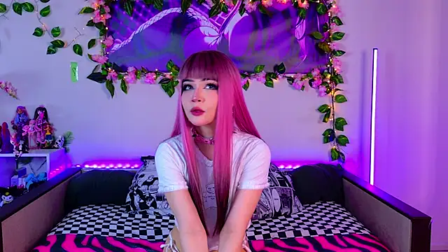 Night angell69 online show from May 17, 2026, 10:22 am