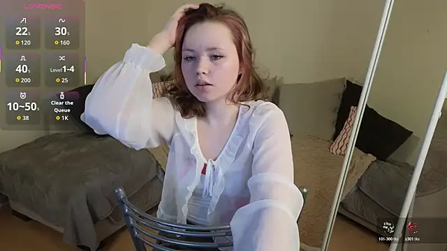 Snapshot of Sweetie_Hope chatting on April 17, 2026, 4:32 pm Sweetie Hope online show from April 17, 2026, 4:32 pm