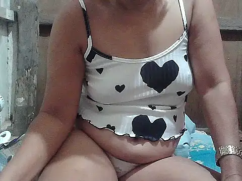 hotmama 063 online show from February 6, 2026, 11:30 pm