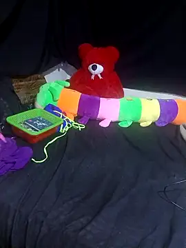 BunnyBloom25 online show from April 19, 2026, 10:58 am