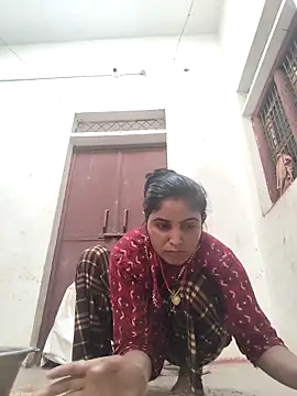 LUCKY cut online show from April 28, 2026, 2:27 am