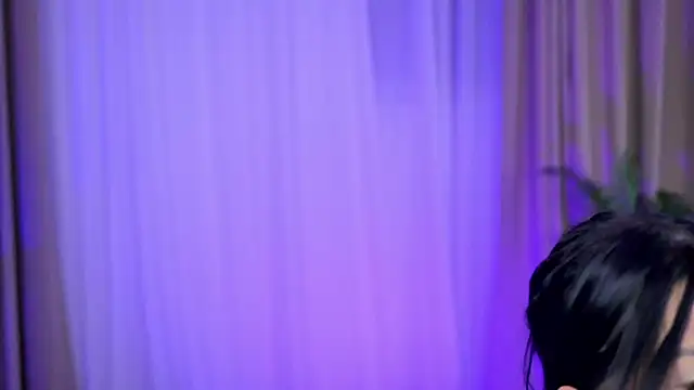 KylieKroftt online show from January 13, 2026, 10:04 pm