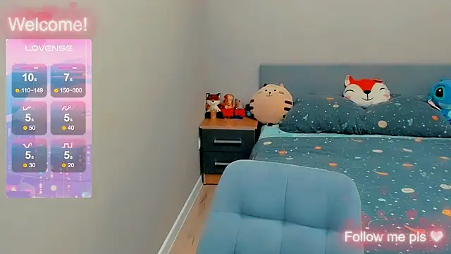 Kitten Alissa online show from November 21, 2025, 7:01 pm