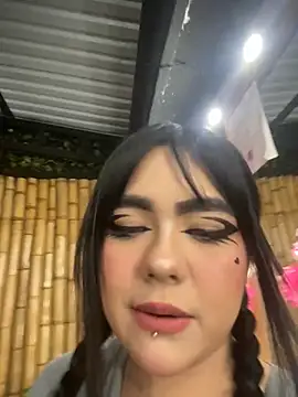 jasmincollin  online show from November 22, 2025, 2:21 am