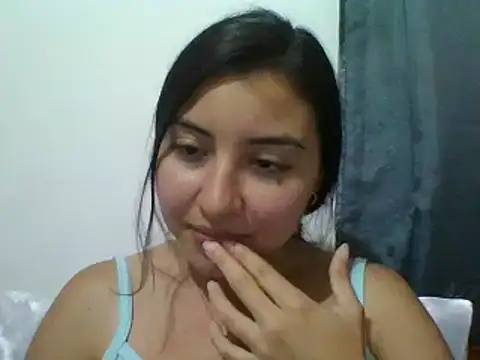 Snapshot of _Romilly_ chatting on November 7, 2025, 2:44 am Romilly online show from November 7, 2025, 2:44 am