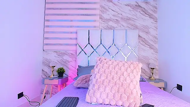 collet 1 online show from January 6, 2026, 11:58 am