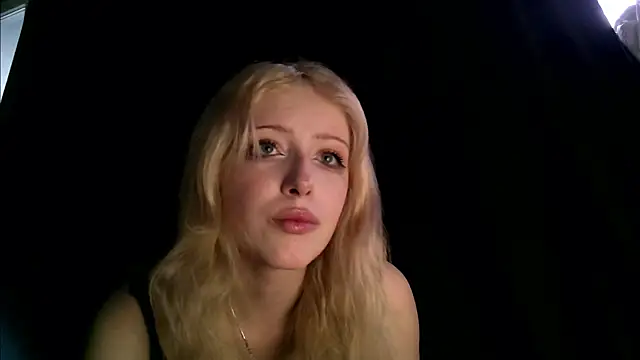 rosy petal online show from October 13, 2025, 1:33 pm